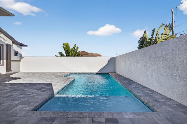 15060 AQUARIUS CIRCLE, Port Charlotte, FL 33981