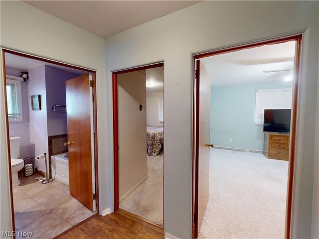 2068 Green Road, Madison, OH 44057