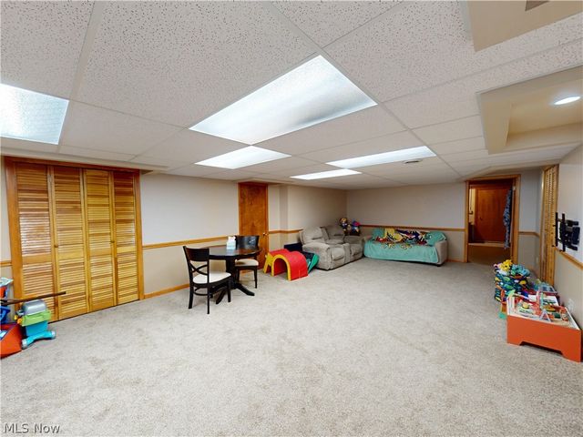 2068 Green Road, Madison, OH 44057