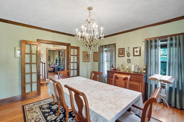 2002 N Fountain Boulevard, Springfield, OH 45504