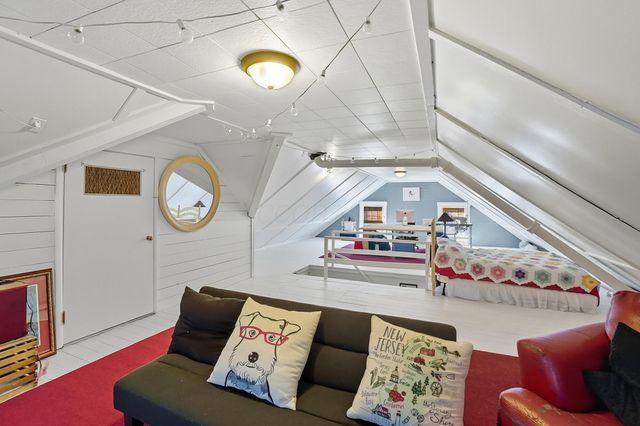 2002 N Fountain Boulevard, Springfield, OH 45504