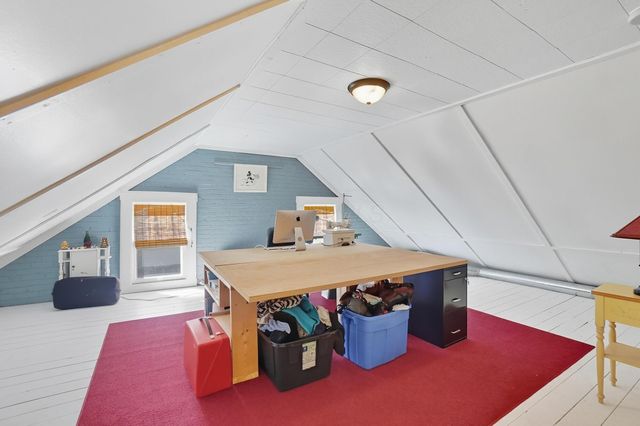 2002 N Fountain Boulevard, Springfield, OH 45504