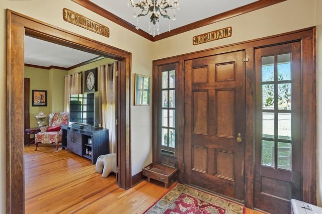 2002 N Fountain Boulevard, Springfield, OH 45504