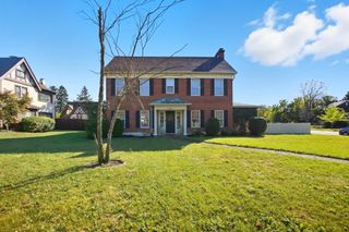 2002 N Fountain Boulevard, Springfield, OH 45504