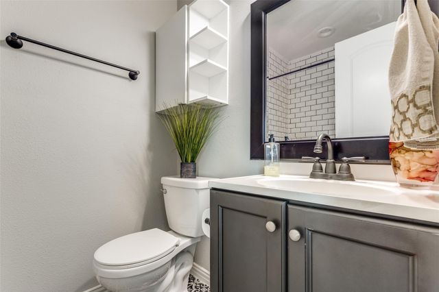 13979 Towne Way Drive, Sugar Land, TX 77498