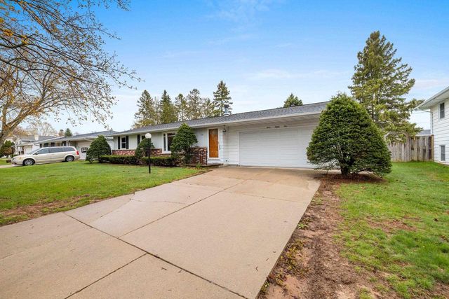 1281 ALICE DRIVE, Green Bay, WI 54304