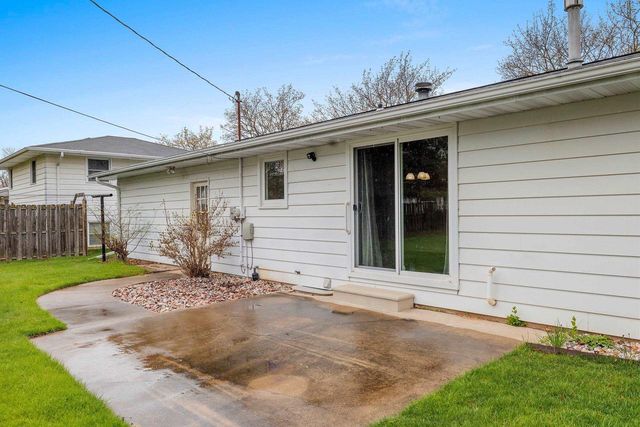 1281 ALICE DRIVE, Green Bay, WI 54304