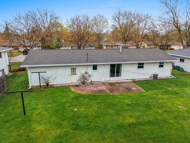 1281 ALICE DRIVE, Green Bay, WI 54304