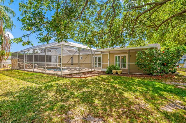4448 RANCHWOOD LANE, Tampa, FL 33624