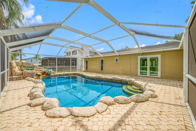 4448 RANCHWOOD LANE, Tampa, FL 33624