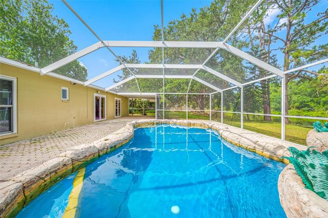 4448 RANCHWOOD LANE, Tampa, FL 33624