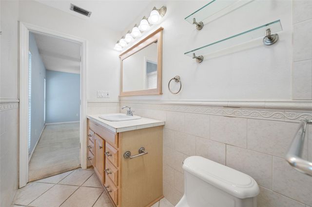 4448 RANCHWOOD LANE, Tampa, FL 33624