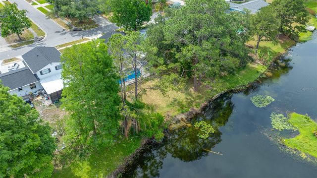 4448 RANCHWOOD LANE, Tampa, FL 33624