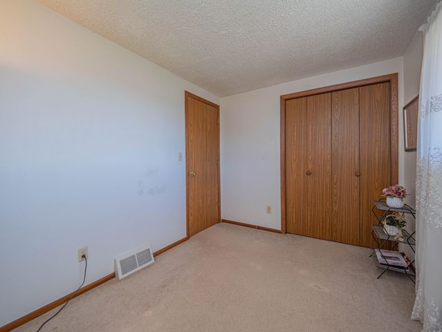 6534 S 63 BUSINESS HIGHWAY, Moberly, MO 65270