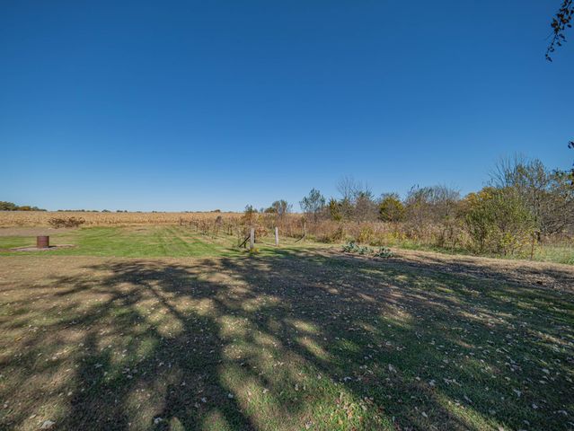 6534 S 63 BUSINESS HIGHWAY, Moberly, MO 65270