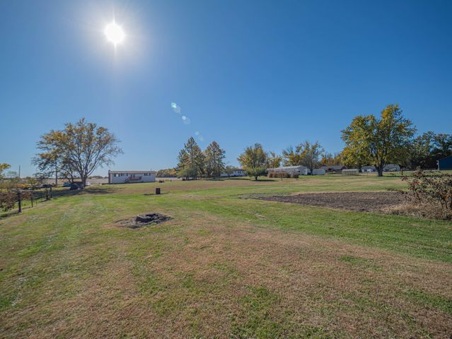 6534 S 63 BUSINESS HIGHWAY, Moberly, MO 65270