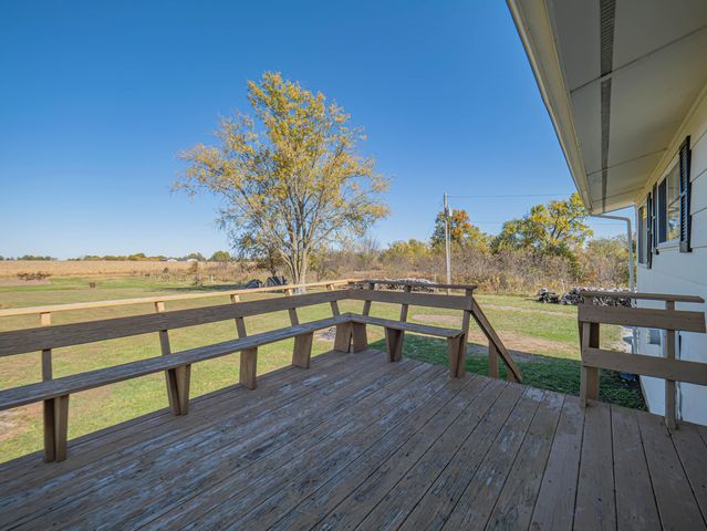 6534 S 63 BUSINESS HIGHWAY, Moberly, MO 65270