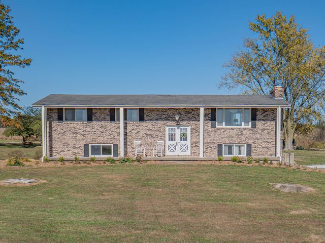 6534 S 63 BUSINESS HIGHWAY, Moberly, MO 65270