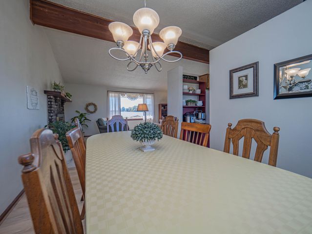 6534 S 63 BUSINESS HIGHWAY, Moberly, MO 65270