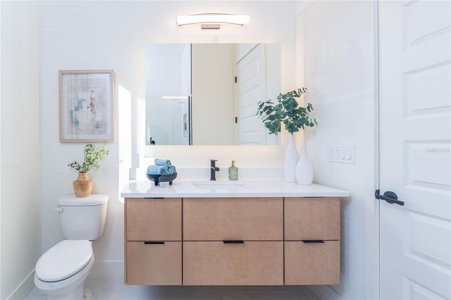 901 EAGLE LANE, Apollo Beach, FL 33572