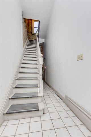 70 S 12th St, South Side, PA 15203