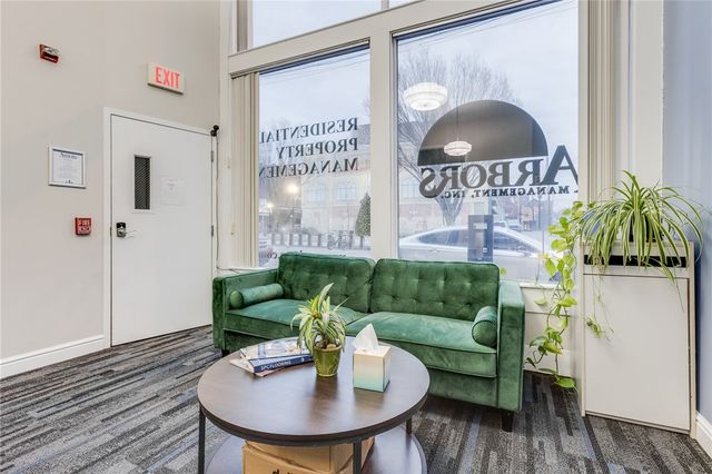 70 S 12th St, South Side, PA 15203