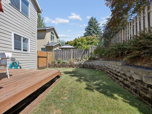 1384 Sw 22ND Ter, Gresham, OR 97080