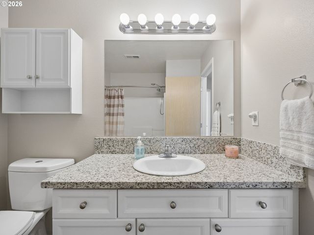 1384 Sw 22ND Ter, Gresham, OR 97080