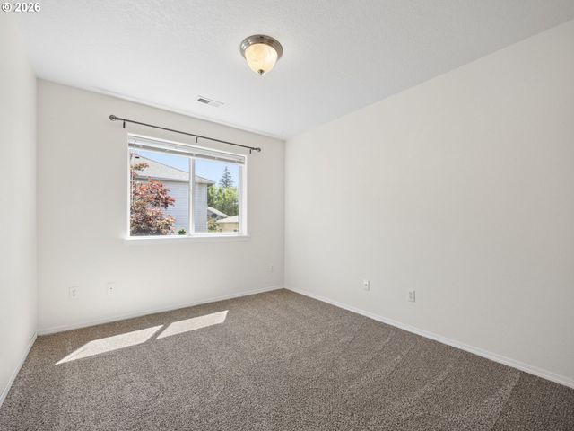 1384 Sw 22ND Ter, Gresham, OR 97080