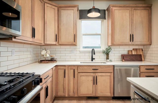 5323 SULLIVAN ST, Cheyenne, WY 82009