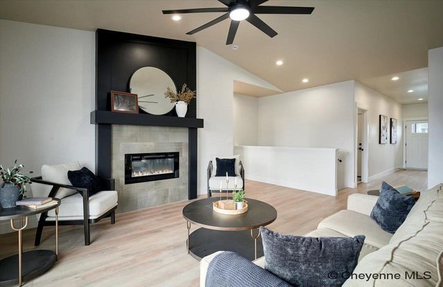 5323 SULLIVAN ST, Cheyenne, WY 82009