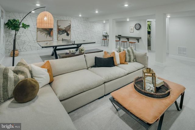 10143 SHENANDOAH LN, White Plains, MD 20695