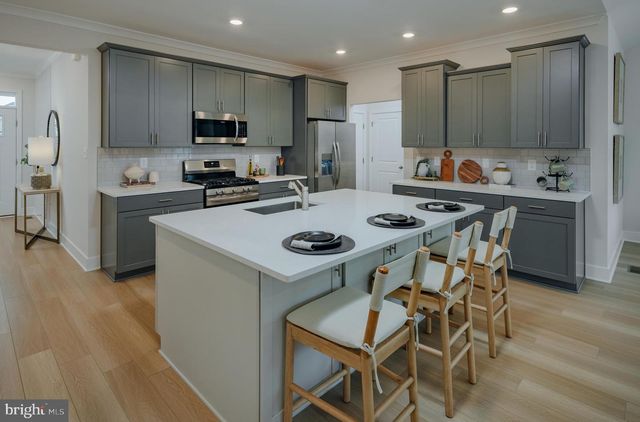 10143 SHENANDOAH LN, White Plains, MD 20695