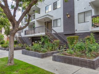 635 E Elmwood Avenue 203, Burbank, CA 91501