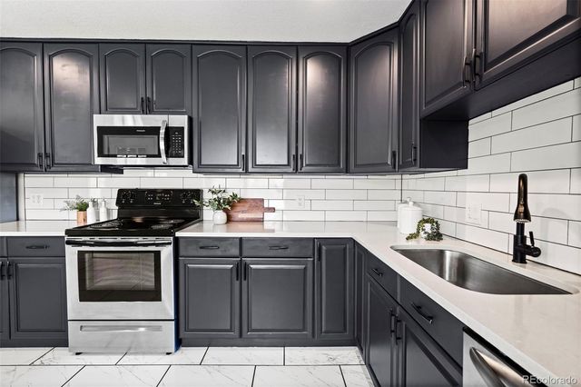 370 S Miller Street, Lakewood, CO 80226