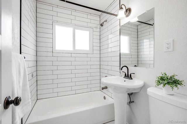 370 S Miller Street, Lakewood, CO 80226