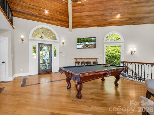 454 Cutaway Road, Lake Lure, NC 28746