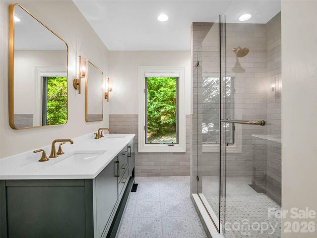 454 Cutaway Road, Lake Lure, NC 28746