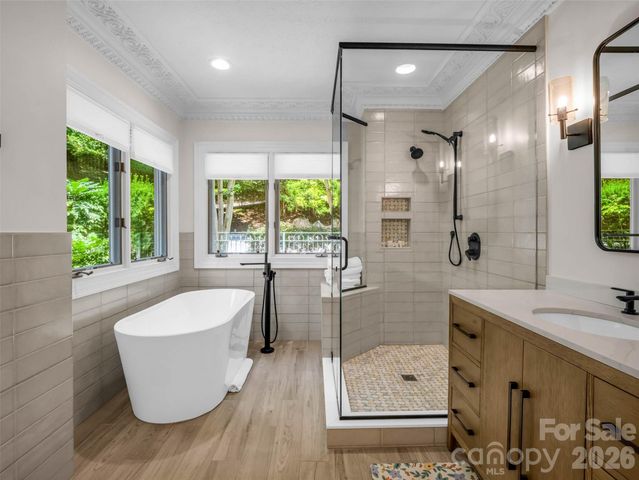 454 Cutaway Road, Lake Lure, NC 28746