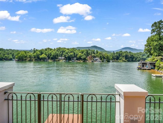 454 Cutaway Road, Lake Lure, NC 28746