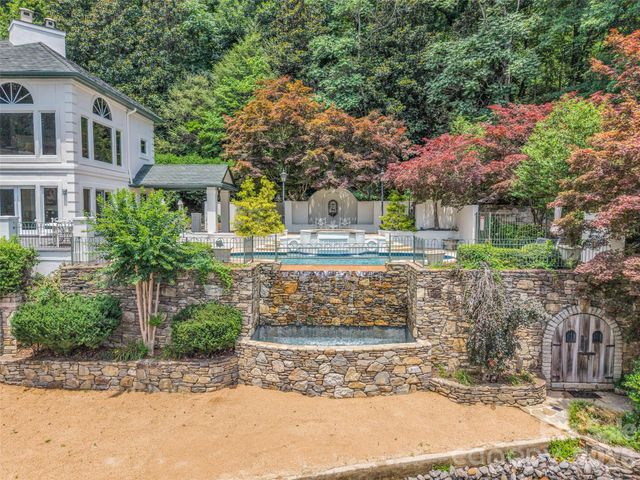 454 Cutaway Road, Lake Lure, NC 28746