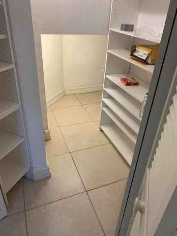 10091 NW 5 Street, Plantation, FL 33324