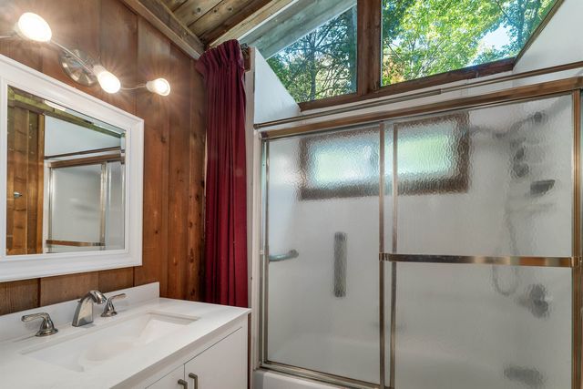 16 Forest Avenue, Gilford, NH 03249