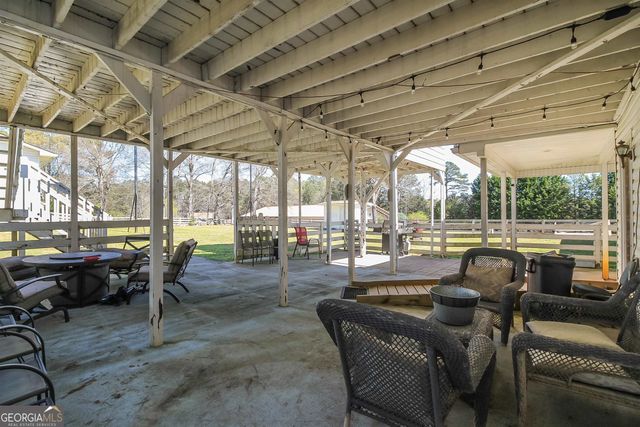 387 Colvin Drive, Locust Grove, GA 30248