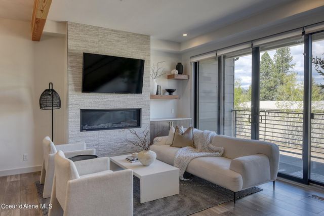 4745 W Kona Dr, Coeur D'alene, ID 83814