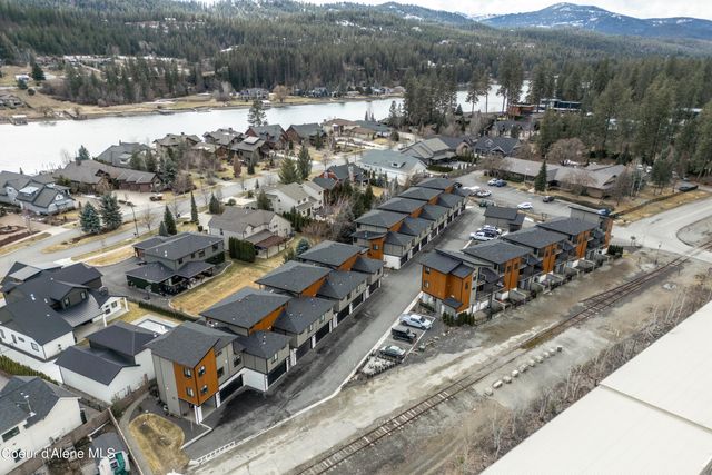 4745 W Kona Dr, Coeur D'alene, ID 83814
