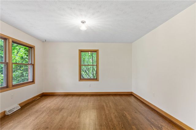 1121 Ireland Road, Pickens, SC 29671