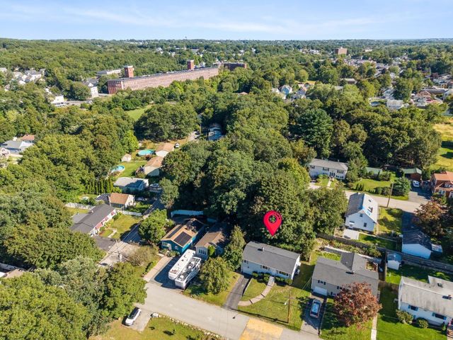9 Johnson Ave, Johnston, RI 02919
