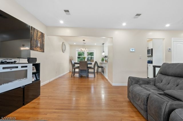 1576 Julian Ter, Union Twp., NJ 07083