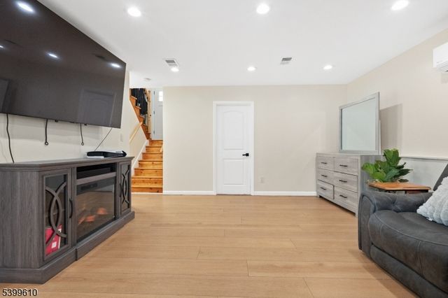 1576 Julian Ter, Union Twp., NJ 07083